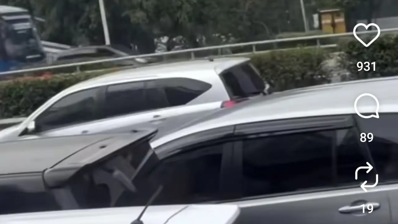 Tabrakan Beruntun Tiga Mobil Terjadi di Tol Dalam Kota Jakarta, Lalu Lintas Sempat Tersendat